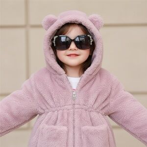 Amazon girl’s faux fur Teddy coat size 4-5